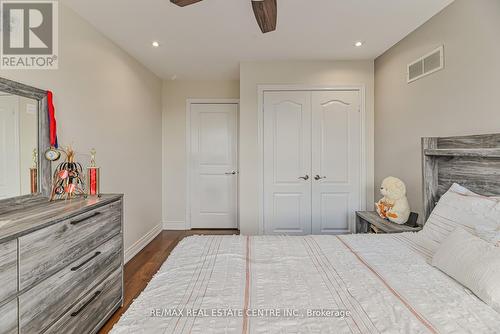 58 Leeward Drive, Brampton (Westgate), ON - Indoor Photo Showing Bedroom