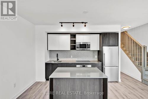 Th13 - 36 Zorra Street, Toronto, ON - Indoor Photo Showing Kitchen