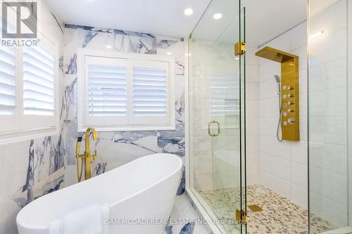 3875 Candlelight Drive, Mississauga (Churchill Meadows), ON - Indoor Photo Showing Bathroom