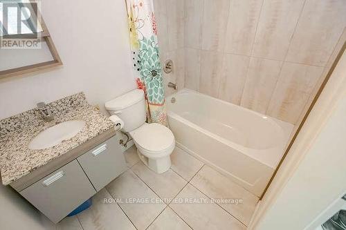 314 - 257 Hemlock Street W, Waterloo, ON - Indoor Photo Showing Bathroom