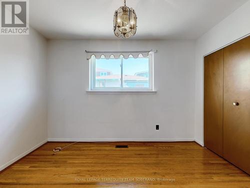 10 Bengal Court, Toronto, ON - Indoor Photo Showing Other Room