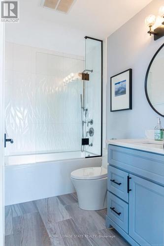 902 - 4000 Creekside Drive, Hamilton, ON - Indoor Photo Showing Bathroom