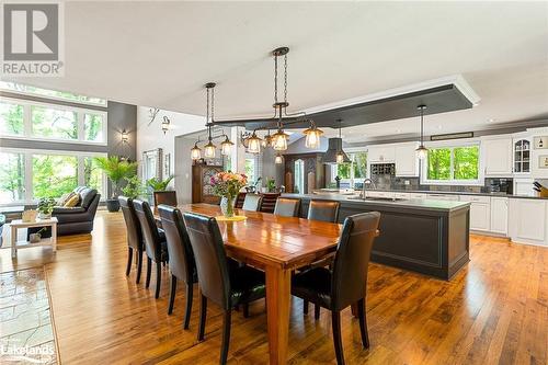 1047 Balmoral Lane, Gooderham, ON - Indoor Photo Showing Dining Room