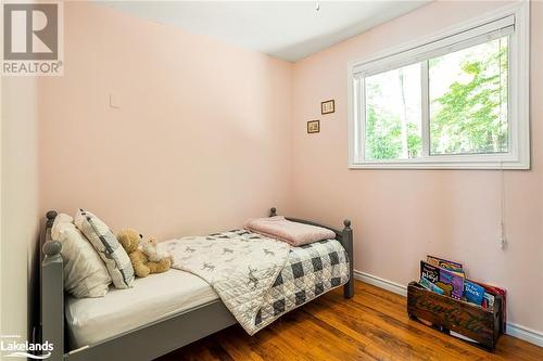 1047 Balmoral Lane, Gooderham, ON - Indoor Photo Showing Bedroom