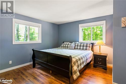 1047 Balmoral Lane, Gooderham, ON - Indoor Photo Showing Bedroom