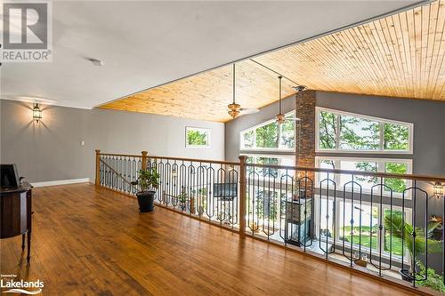 1047 Balmoral Lane, Gooderham, ON - Indoor Photo Showing Other Room