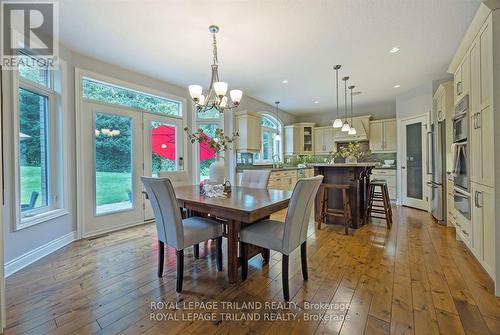 1411 Shore Road, London, ON - Indoor Photo Showing Dining Room