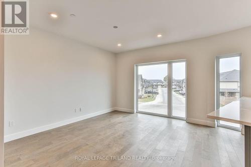 Unit B - 2050 Linkway Boulevard, London, ON - Indoor Photo Showing Other Room