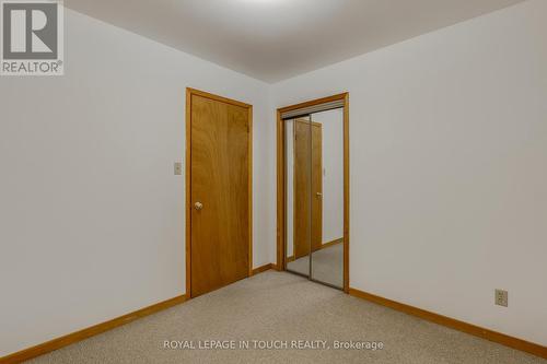 46 Brook Avenue, Tiny, ON - Indoor Photo Showing Other Room