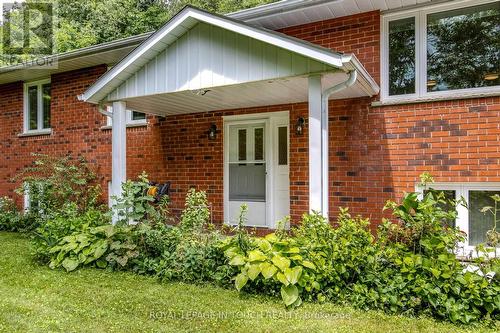 46 Brook Avenue, Tiny, ON - Outdoor With Exterior