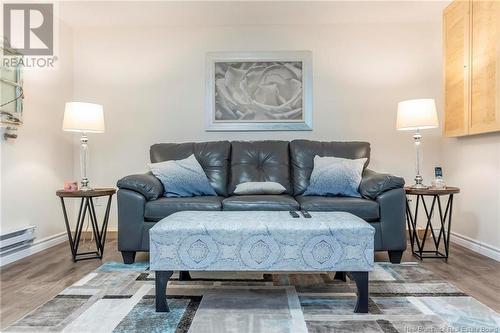 23 Holland Lane, Cambridge-Narrows, NB - Indoor Photo Showing Living Room