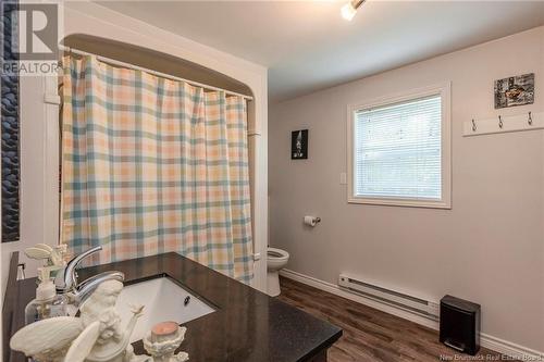 23 Holland Lane, Cambridge-Narrows, NB - Indoor Photo Showing Bathroom