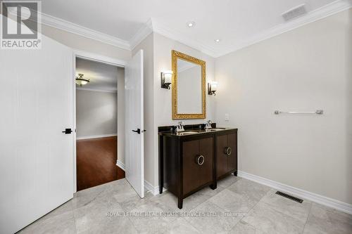 60 River Glen Boulevard, Oakville (River Oaks), ON - Indoor