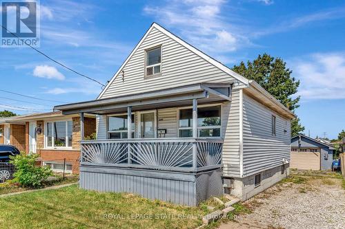 2009 Brampton Street, Hamilton (Parkview), ON - Outdoor With Deck Patio Veranda