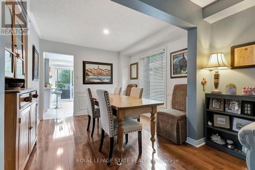 51 Banbury Drive, Hamilton (Ancaster), ON - Indoor Photo Showing Dining Room