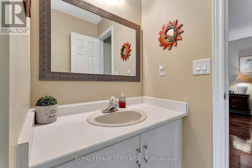 51 Banbury Drive, Hamilton (Ancaster), ON - Indoor Photo Showing Bathroom