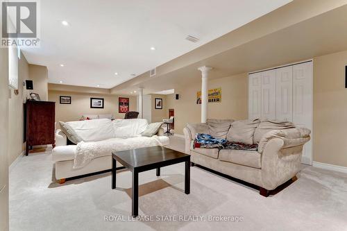 51 Banbury Drive, Hamilton (Ancaster), ON - Indoor Photo Showing Living Room