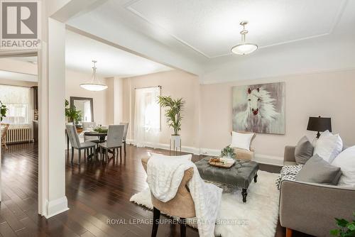 15 Corbett Avenue N, Toronto (Rockcliffe-Smythe), ON - Indoor Photo Showing Living Room