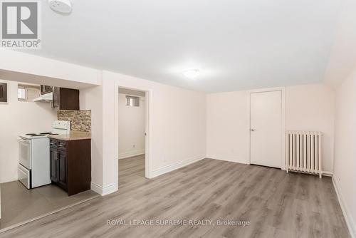 15 Corbett Avenue N, Toronto (Rockcliffe-Smythe), ON - Indoor Photo Showing Kitchen