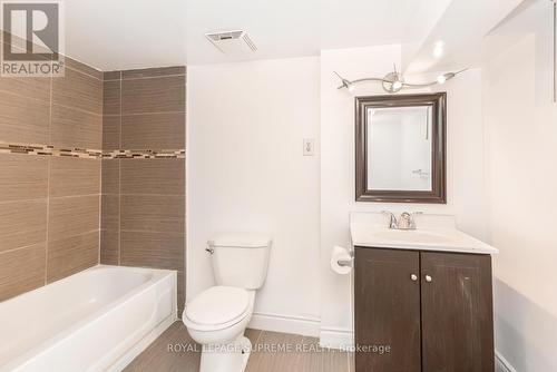 15 Corbett Avenue N, Toronto (Rockcliffe-Smythe), ON - Indoor Photo Showing Bathroom