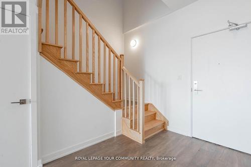 803 - 2433 Dufferin Street, Toronto (Briar Hill-Belgravia), ON - Indoor Photo Showing Other Room