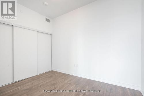 803 - 2433 Dufferin Street, Toronto (Briar Hill-Belgravia), ON - Indoor Photo Showing Other Room