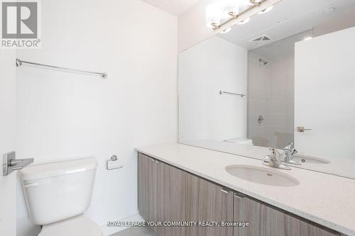 803 - 2433 Dufferin Street, Toronto (Briar Hill-Belgravia), ON - Indoor Photo Showing Bathroom