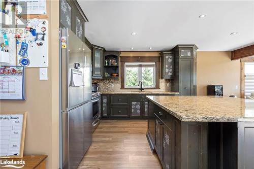 12 Lakeshore Road, Mckellar, ON - Indoor Photo Showing Kitchen With Upgraded Kitchen