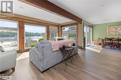 12 Lakeshore Road, Mckellar, ON - Indoor Photo Showing Living Room