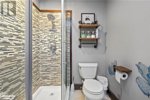 12 Lakeshore Road, Mckellar, ON - Indoor Photo Showing Bathroom