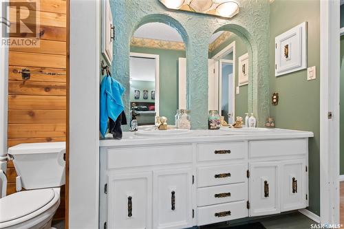 6139 7Th Avenue N, Regina, SK - Indoor Photo Showing Bathroom