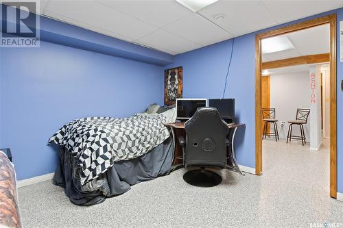 6139 7Th Avenue N, Regina, SK - Indoor Photo Showing Bedroom