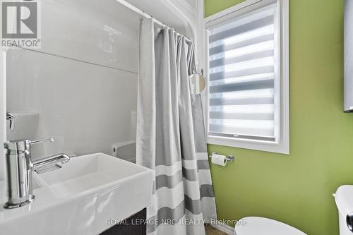 118 Westchester Avenue, St. Catharines, ON - Indoor Photo Showing Bathroom