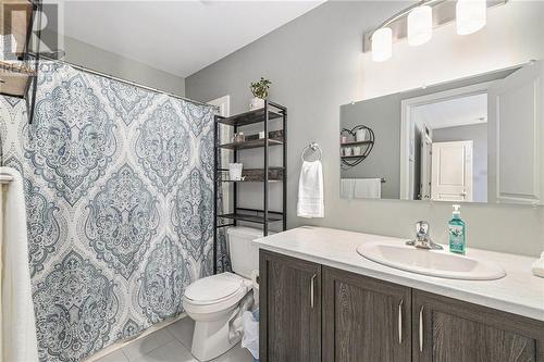 161 Ferrara Drive, Smiths Falls, ON - Indoor Photo Showing Bathroom