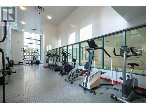 2204 1238 Melville Street, Vancouver, BC - Indoor Photo Showing Gym Room