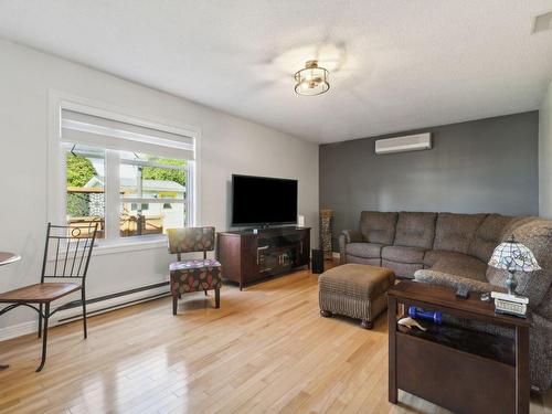 Salle familiale - 91 Rue Du Mont-Fleuri, Gatineau (Gatineau), QC - Indoor Photo Showing Living Room