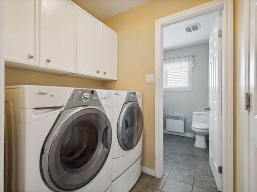 Salle de lavage - 91 Rue Du Mont-Fleuri, Gatineau (Gatineau), QC - Indoor Photo Showing Laundry Room