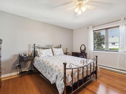 Chambre Ã  coucher principale - 91 Rue Du Mont-Fleuri, Gatineau (Gatineau), QC - Indoor Photo Showing Bedroom