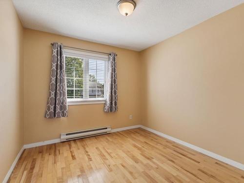 Chambre Ã Â coucher - 91 Rue Du Mont-Fleuri, Gatineau (Gatineau), QC - Indoor Photo Showing Other Room