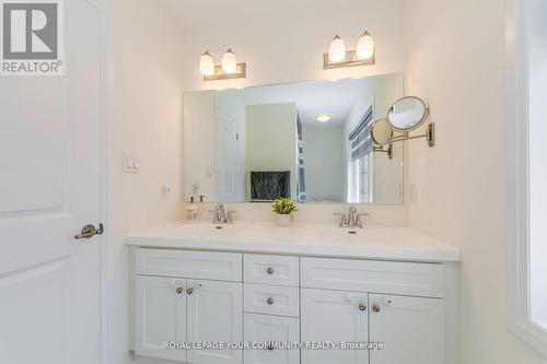 3439 Eternity Way, Oakville, ON - Indoor Photo Showing Bathroom