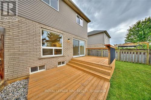 76 Loretta Drive, Niagara-On-The-Lake, ON - Outdoor With Deck Patio Veranda With Exterior