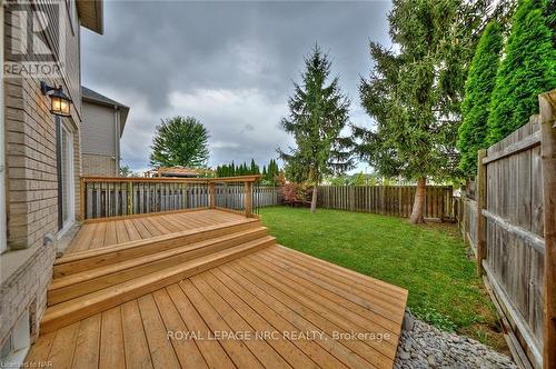 76 Loretta Drive, Niagara-On-The-Lake, ON - Outdoor With Deck Patio Veranda With Exterior