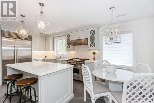 36 Cumberland Drive, Mississauga (Port Credit), ON - Indoor Photo Showing Kitchen With Upgraded Kitchen