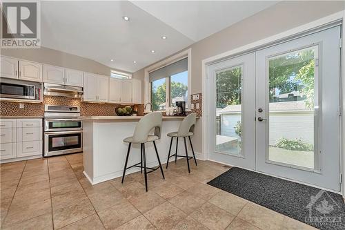 81 Renfrew Avenue, Ottawa, ON - Indoor Photo Showing Kitchen