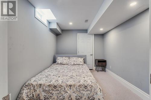 55 Newhouse Boulevard, Caledon, ON - Indoor Photo Showing Bedroom