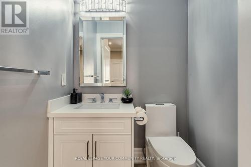 55 Newhouse Boulevard, Caledon, ON - Indoor Photo Showing Bathroom