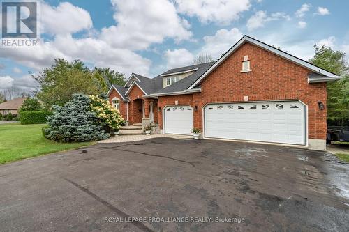 33 Yuill Crescent, Prince Edward County (Ameliasburgh), ON - Outdoor