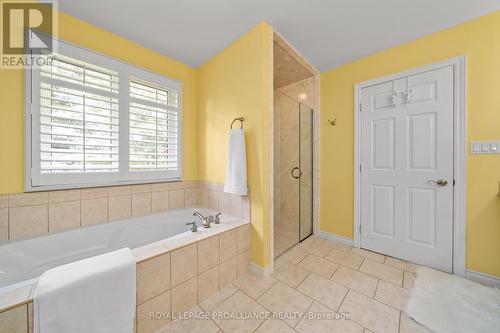 33 Yuill Crescent, Prince Edward County (Ameliasburgh), ON - Indoor Photo Showing Bathroom