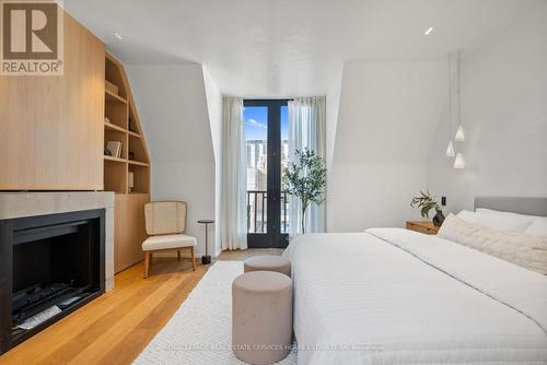 48 Shaftesbury Avenue, Toronto (Rosedale-Moore Park), ON - Indoor Photo Showing Bedroom With Fireplace