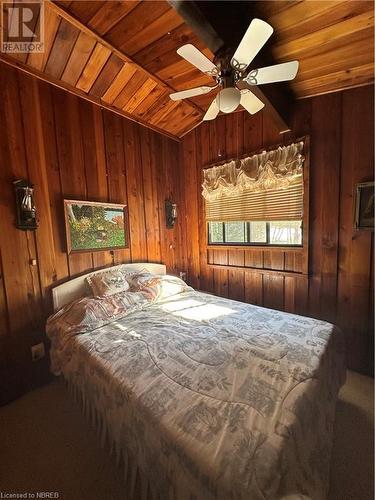 85 Red Cedar Road, Temagami, ON - Indoor Photo Showing Bedroom